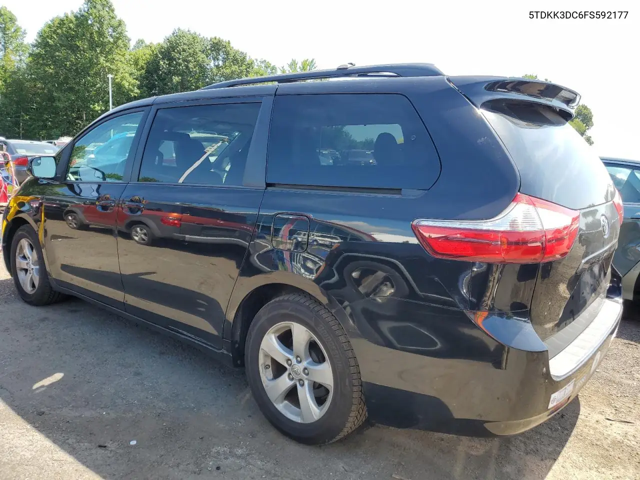 2015 Toyota Sienna Le VIN: 5TDKK3DC6FS592177 Lot: 65918235
