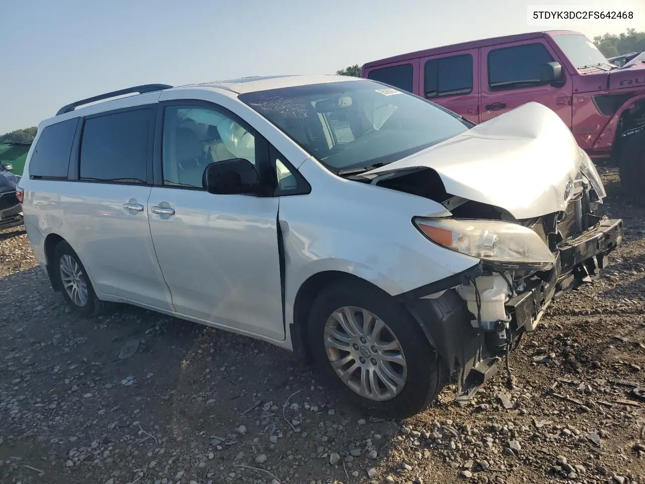 2015 Toyota Sienna Xle VIN: 5TDYK3DC2FS642468 Lot: 65995925