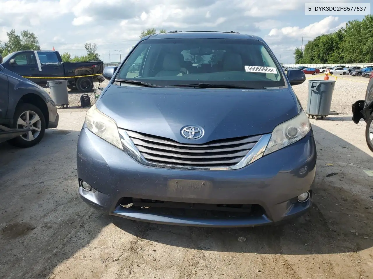 2015 Toyota Sienna Xle VIN: 5TDYK3DC2FS577637 Lot: 66069905