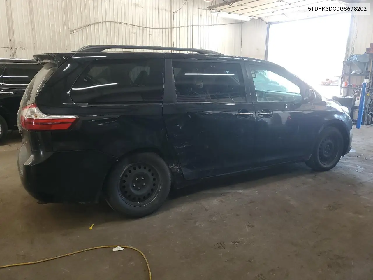 2016 Toyota Sienna Xle VIN: 5TDYK3DC0GS698202 Lot: 56624055