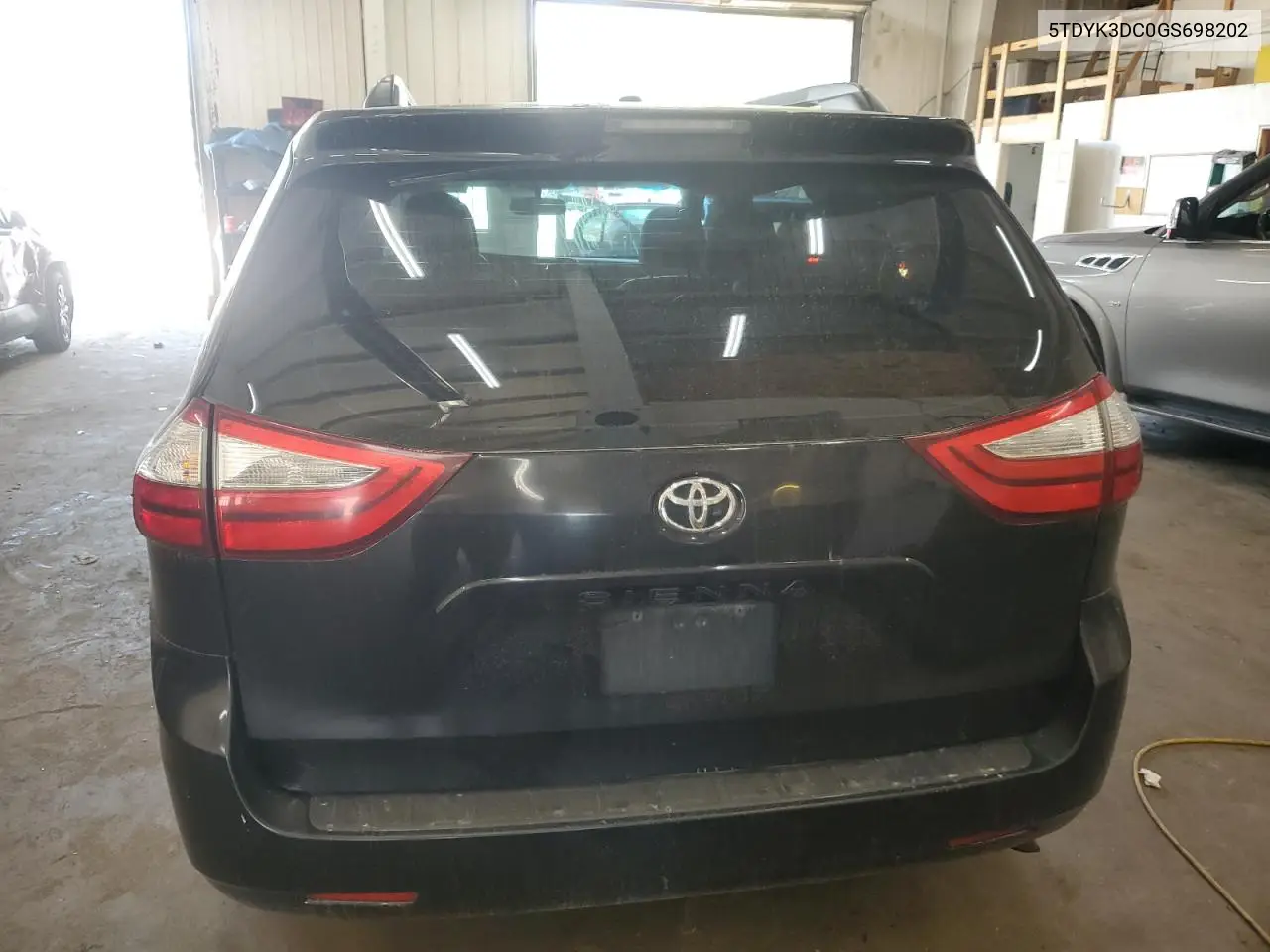 2016 Toyota Sienna Xle VIN: 5TDYK3DC0GS698202 Lot: 56624055