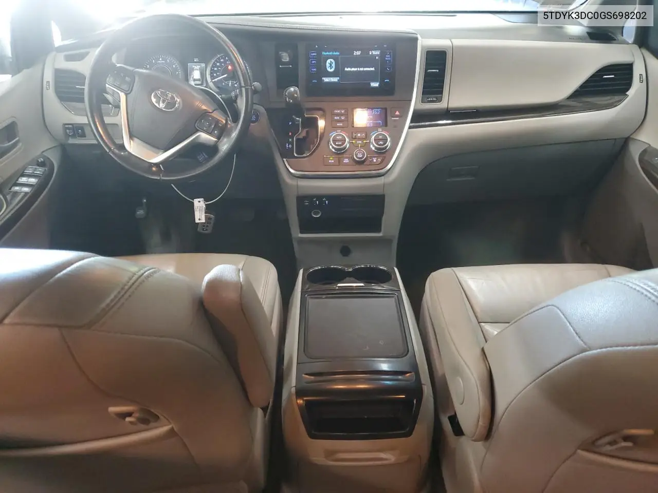 2016 Toyota Sienna Xle VIN: 5TDYK3DC0GS698202 Lot: 56624055