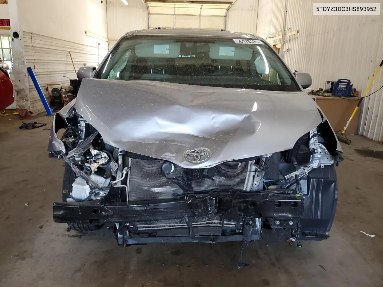 2017 Toyota Sienna Xle VIN: 5TDYZ3DC3HS893952 Lot: 56170475