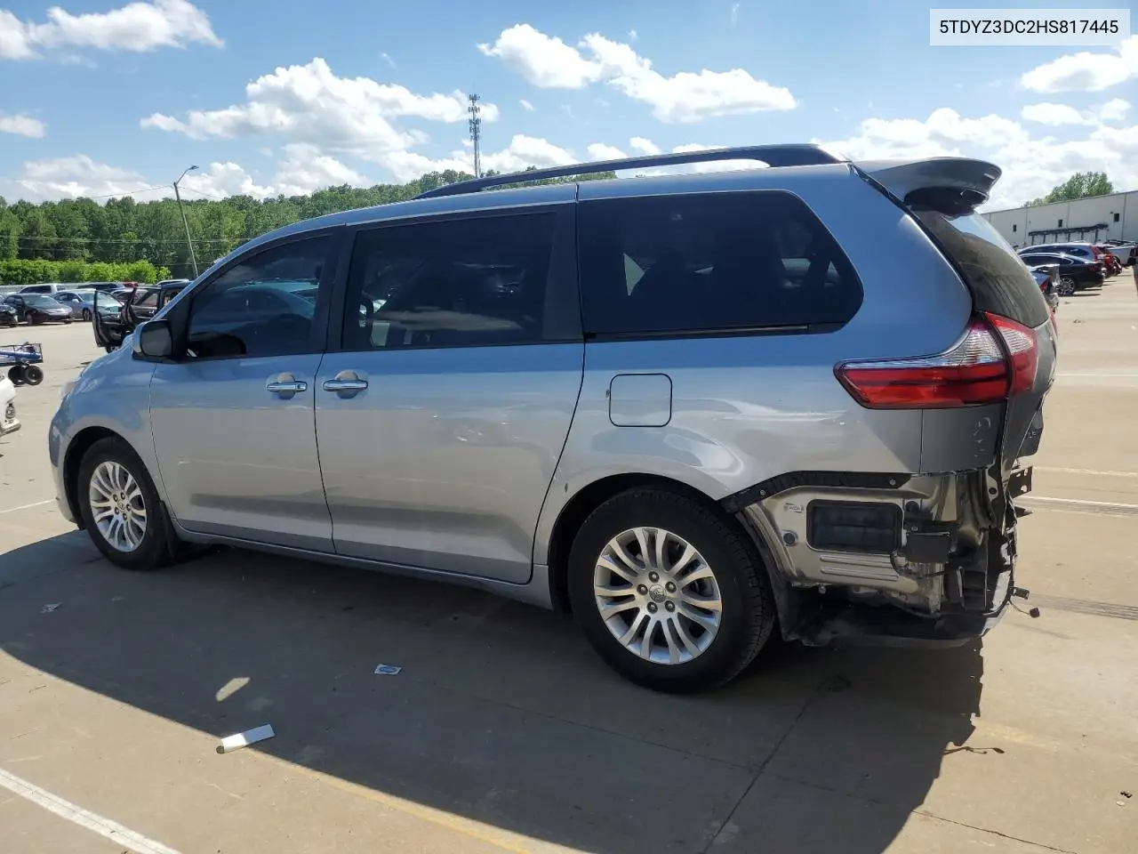 2017 Toyota Sienna Xle VIN: 5TDYZ3DC2HS817445 Lot: 56551795