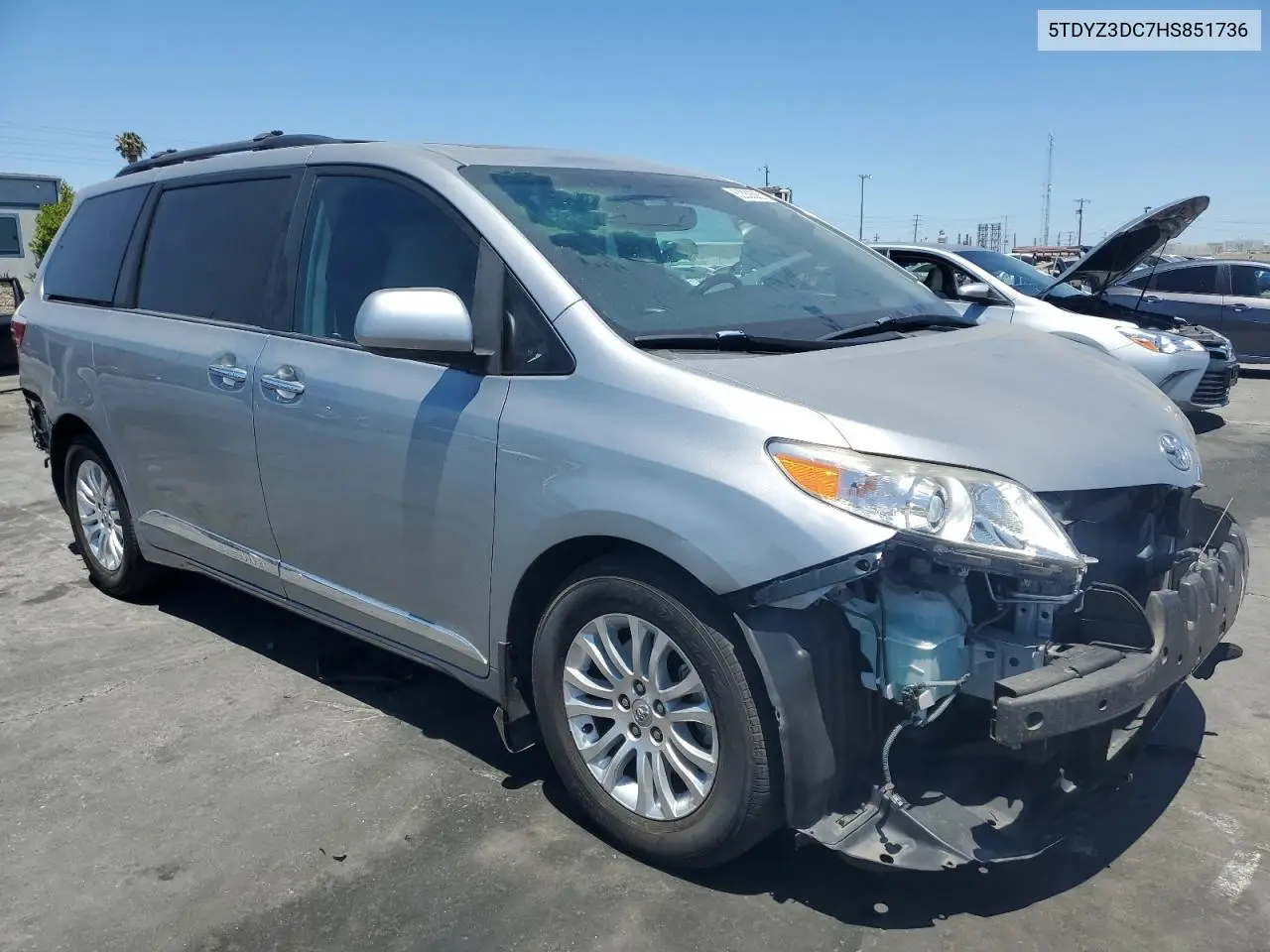 2017 Toyota Sienna Xle VIN: 5TDYZ3DC7HS851736 Lot: 62350585