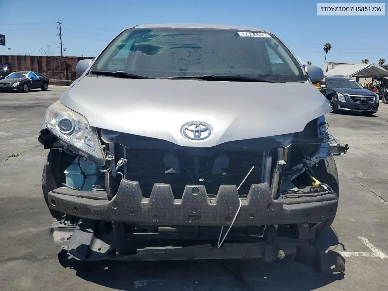 2017 Toyota Sienna Xle VIN: 5TDYZ3DC7HS851736 Lot: 62350585