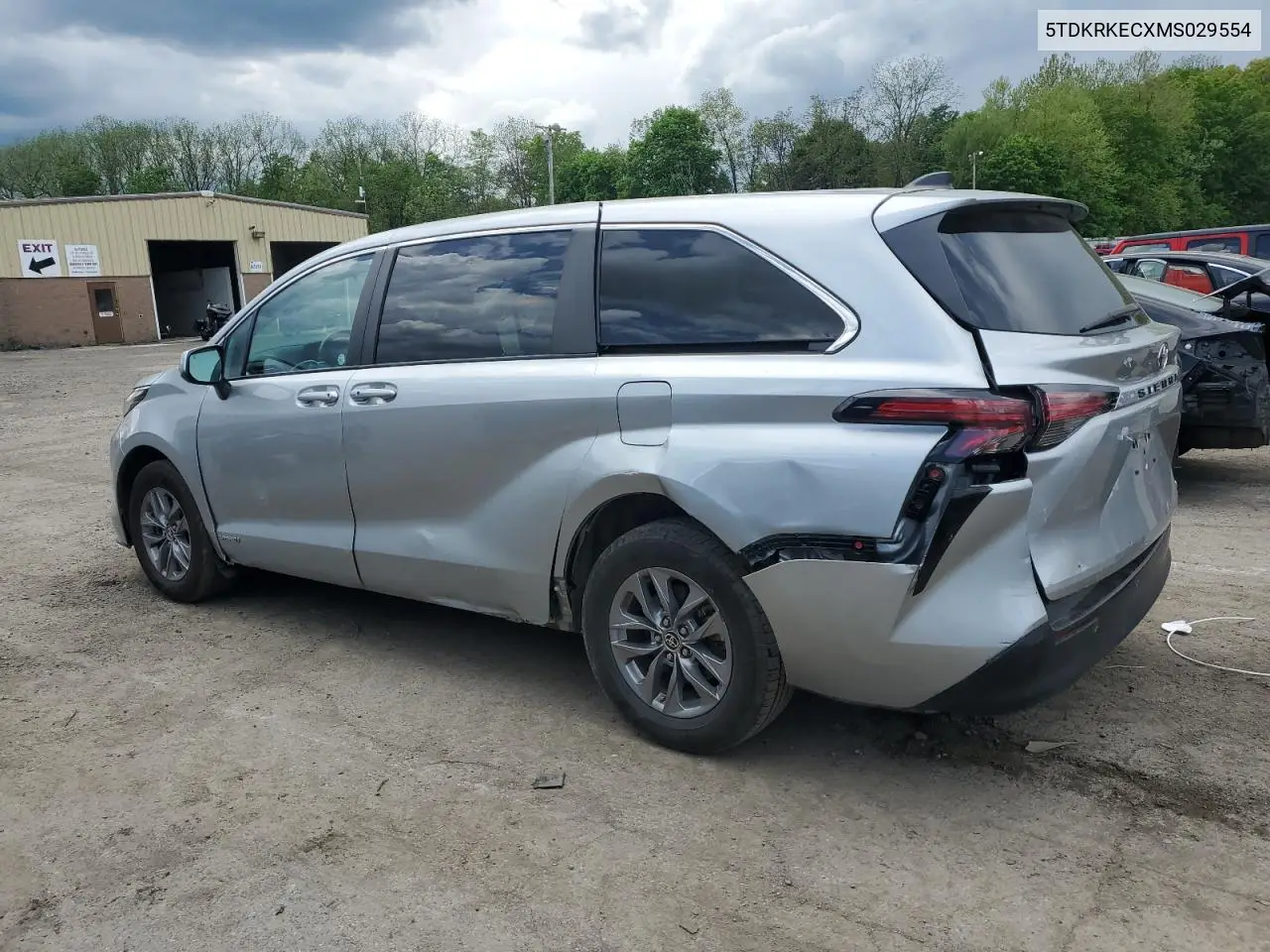 2021 Toyota Sienna Le VIN: 5TDKRKECXMS029554 Lot: 55745035