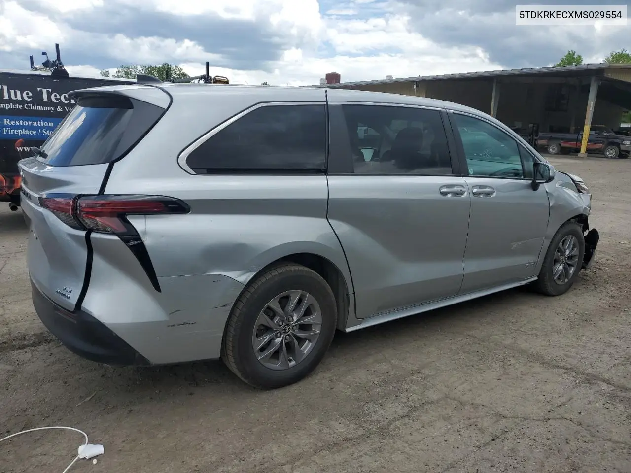 2021 Toyota Sienna Le VIN: 5TDKRKECXMS029554 Lot: 55745035