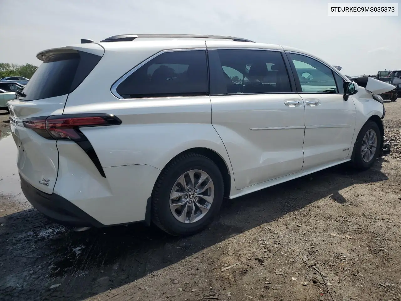 2021 Toyota Sienna Xle VIN: 5TDJRKEC9MS035373 Lot: 56538525