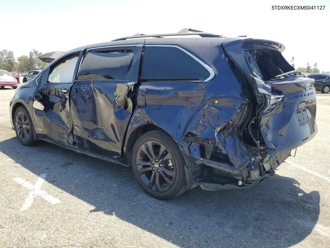 2021 Toyota Sienna Xse VIN: 5TDXRKECXMS041127 Lot: 56988725