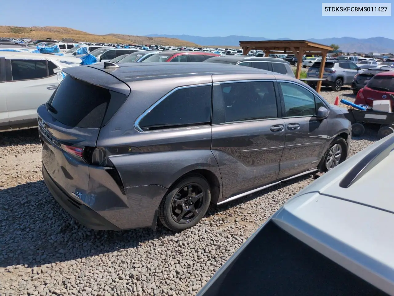 2021 Toyota Sienna Le VIN: 5TDKSKFC8MS011427 Lot: 58518425