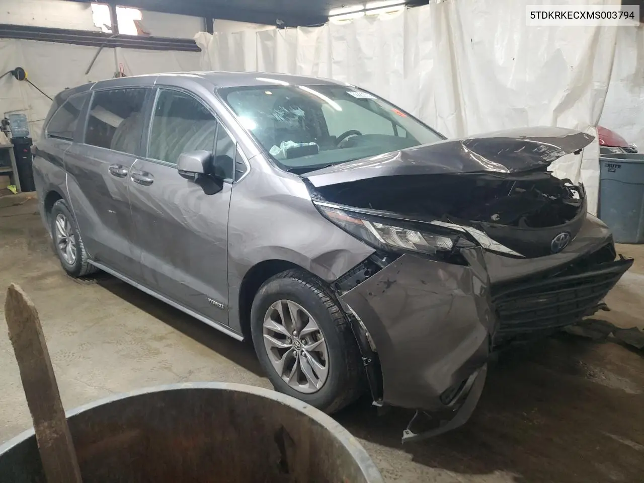 2021 Toyota Sienna Le VIN: 5TDKRKECXMS003794 Lot: 62223855
