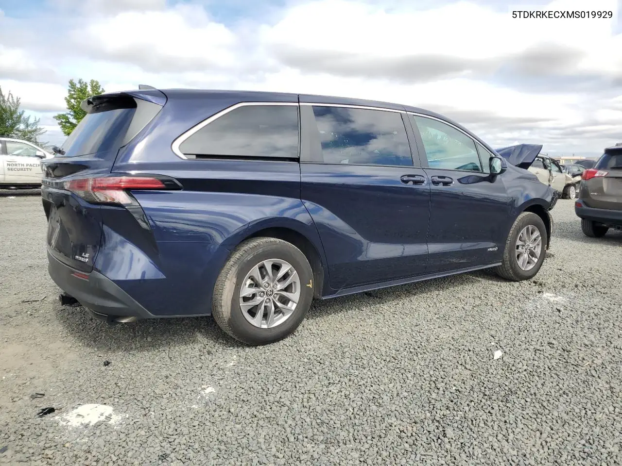2021 Toyota Sienna Le VIN: 5TDKRKECXMS019929 Lot: 62516215