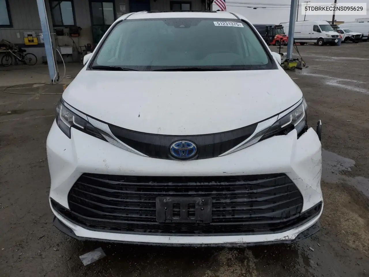 2022 Toyota Sienna Le VIN: 5TDBRKEC2NS095629 Lot: 51231375