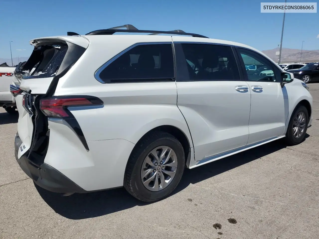 2022 Toyota Sienna Xle VIN: 5TDYRKEC0NS086065 Lot: 55973215