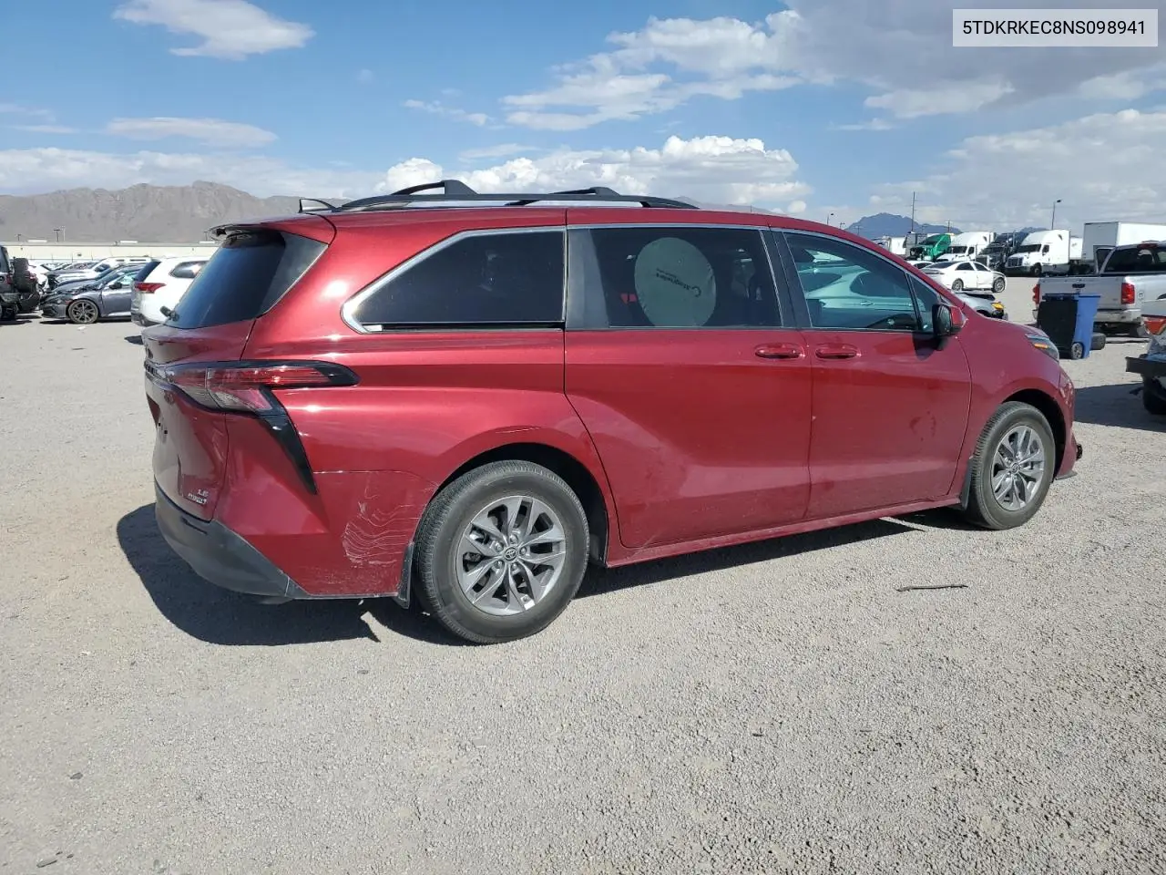 2022 Toyota Sienna Le VIN: 5TDKRKEC8NS098941 Lot: 56058275