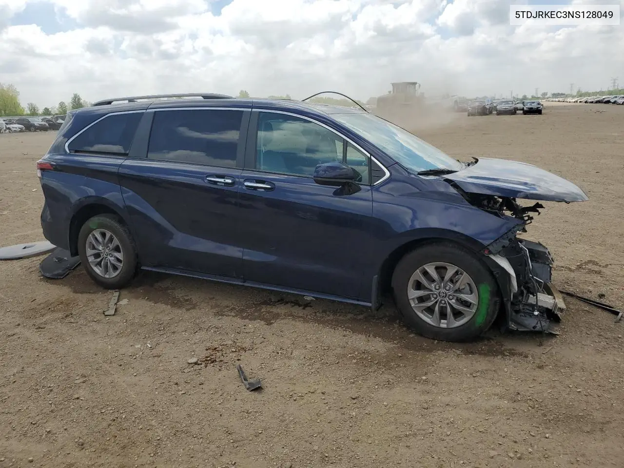 2022 Toyota Sienna Xle VIN: 5TDJRKEC3NS128049 Lot: 57020625