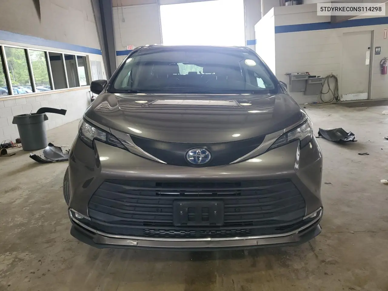 2022 Toyota Sienna Xle VIN: 5TDYRKEC0NS114298 Lot: 60986215