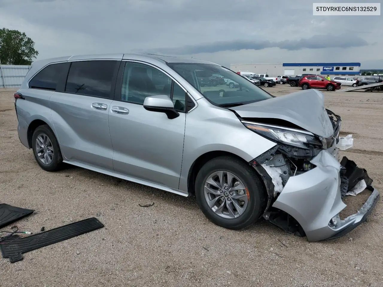 2022 Toyota Sienna Xle VIN: 5TDYRKEC6NS132529 Lot: 61838385