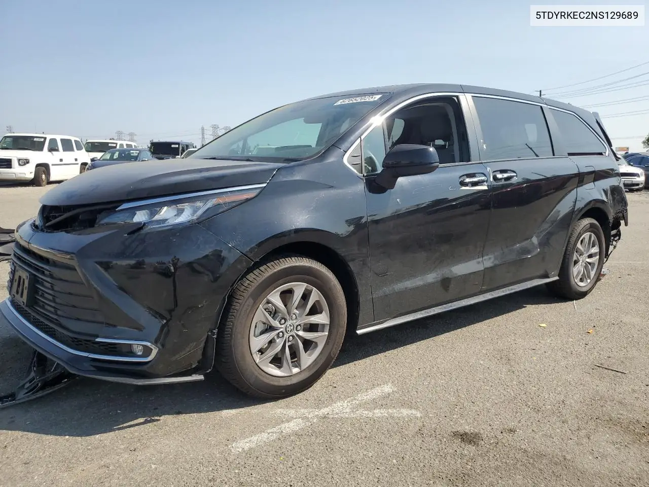2022 Toyota Sienna Xle VIN: 5TDYRKEC2NS129689 Lot: 62652025