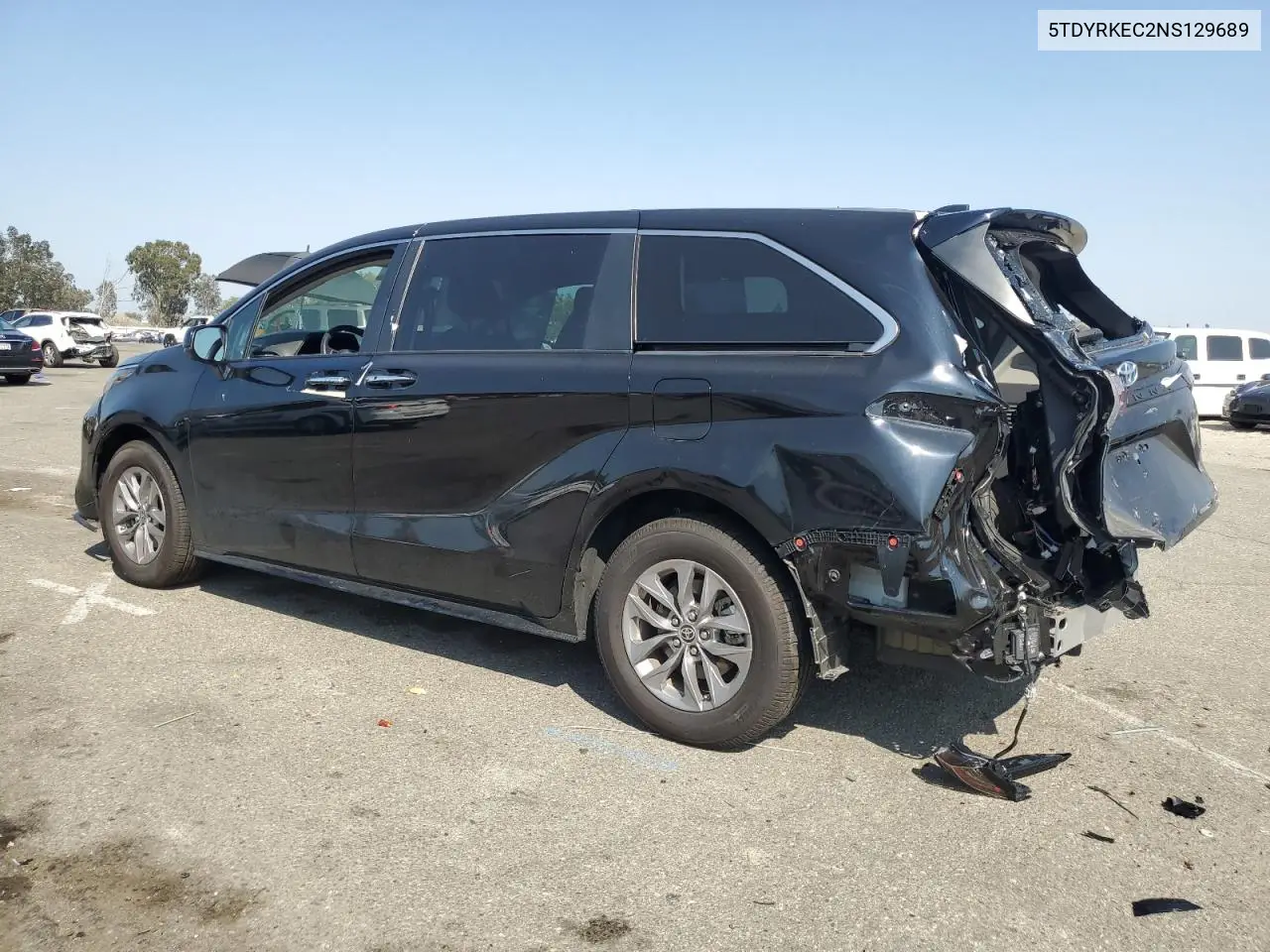 2022 Toyota Sienna Xle VIN: 5TDYRKEC2NS129689 Lot: 62652025