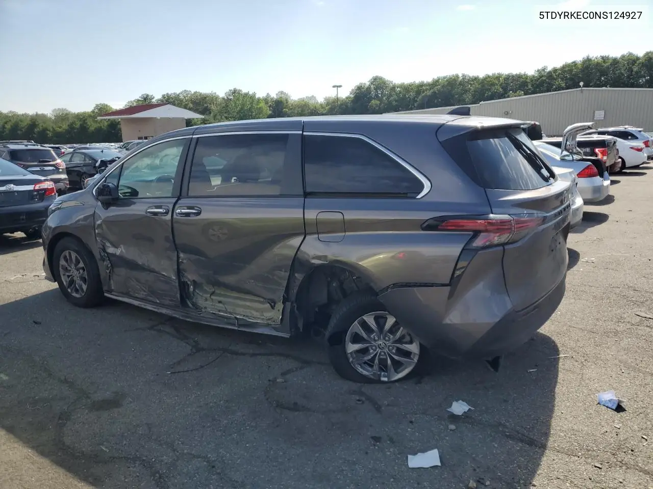 2022 Toyota Sienna Xle VIN: 5TDYRKEC0NS124927 Lot: 62726065