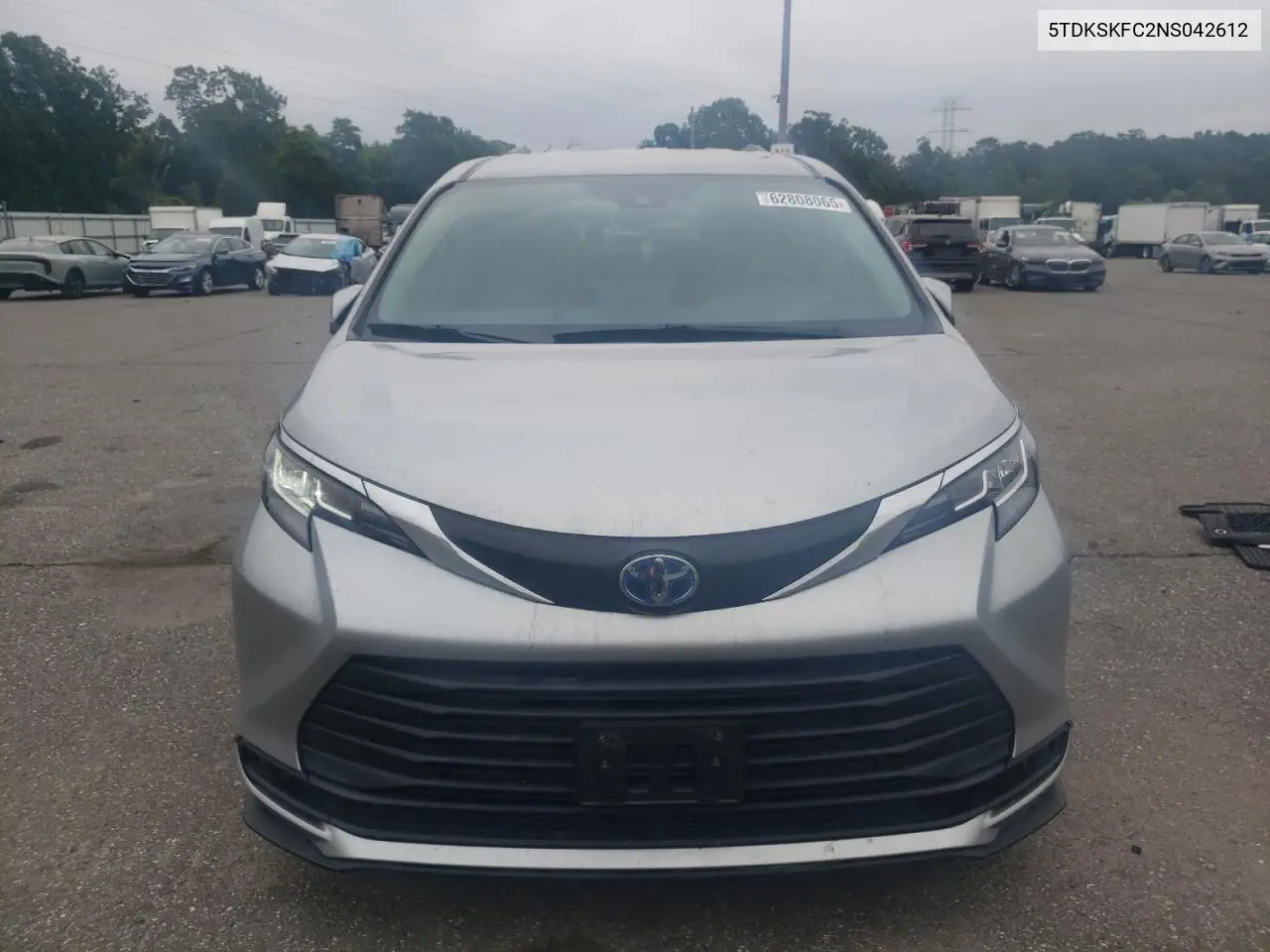 2022 Toyota Sienna Le VIN: 5TDKSKFC2NS042612 Lot: 62808065