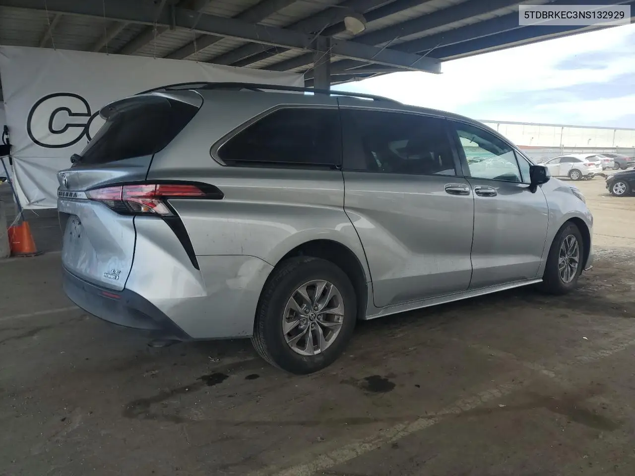 2022 Toyota Sienna Le VIN: 5TDBRKEC3NS132929 Lot: 63607115