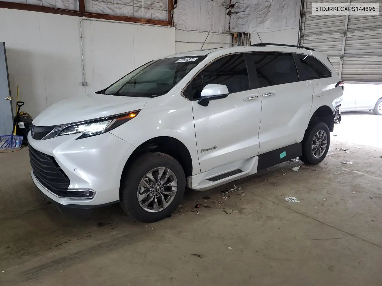 2023 Toyota Sienna Xle VIN: 5TDJRKECXPS144896 Lot: 62454675