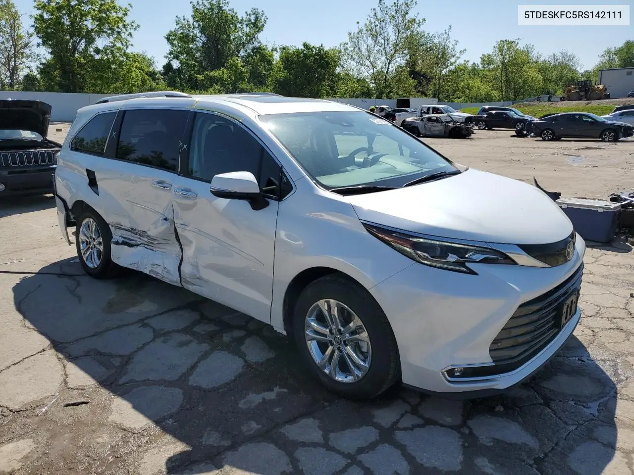 2024 Toyota Sienna Limited VIN: 5TDESKFC5RS142111 Lot: 56521095