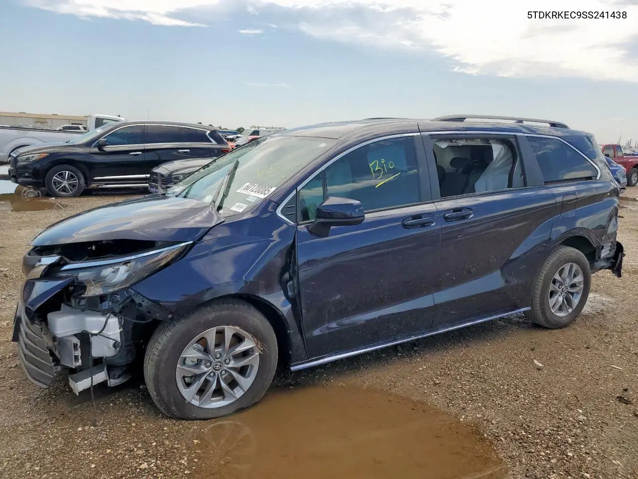 2025 Toyota Sienna Le VIN: 5TDKRKEC9SS241438 Lot: 60120085