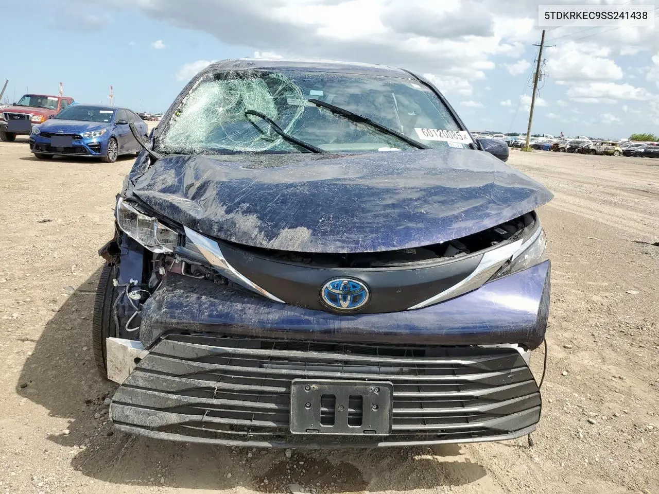 2025 Toyota Sienna Le VIN: 5TDKRKEC9SS241438 Lot: 60120085