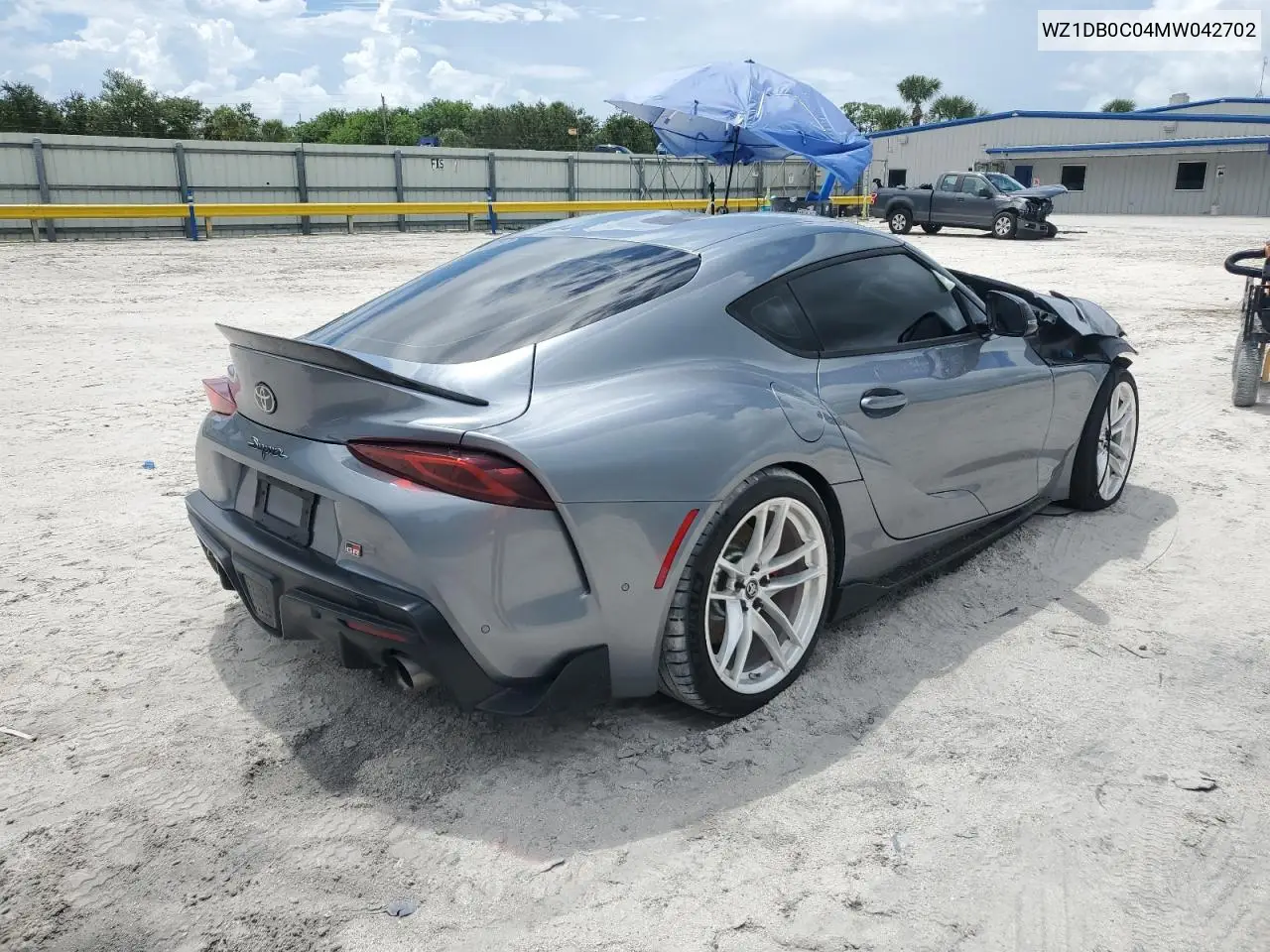 2021 Toyota Supra Base VIN: WZ1DB0C04MW042702 Lot: 65190205