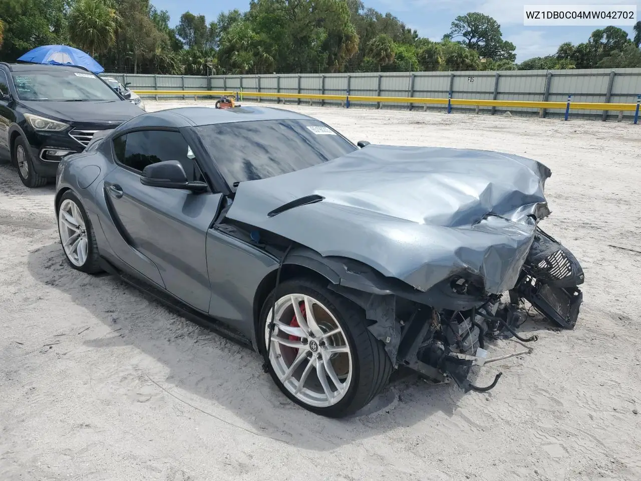 2021 Toyota Supra Base VIN: WZ1DB0C04MW042702 Lot: 65190205