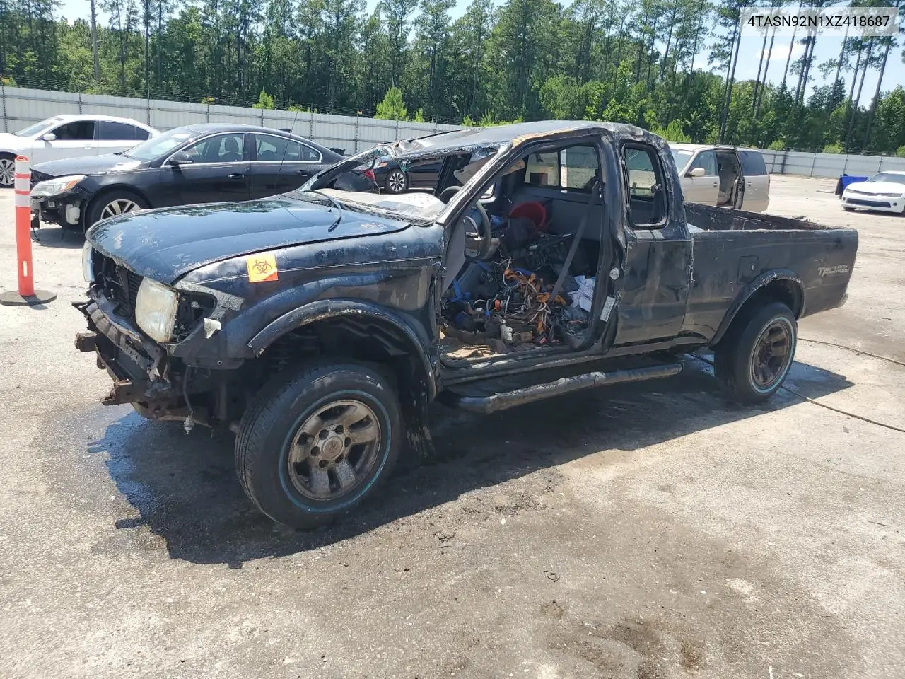 1999 Toyota Tacoma Xtracab Prerunner VIN: 4TASN92N1XZ418687 Lot: 60893175