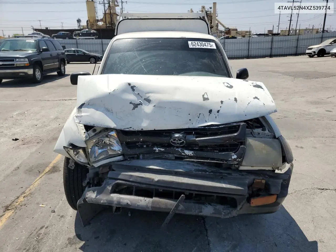 1999 Toyota Tacoma Xtracab VIN: 4TAVL52N4XZ539774 Lot: 62430475