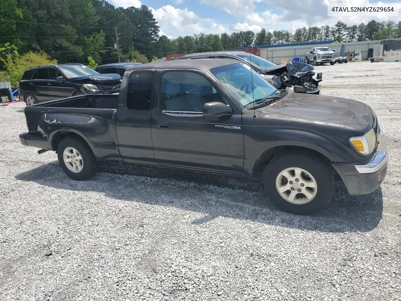 2000 Toyota Tacoma Xtracab VIN: 4TAVL52N4YZ629654 Lot: 56779415