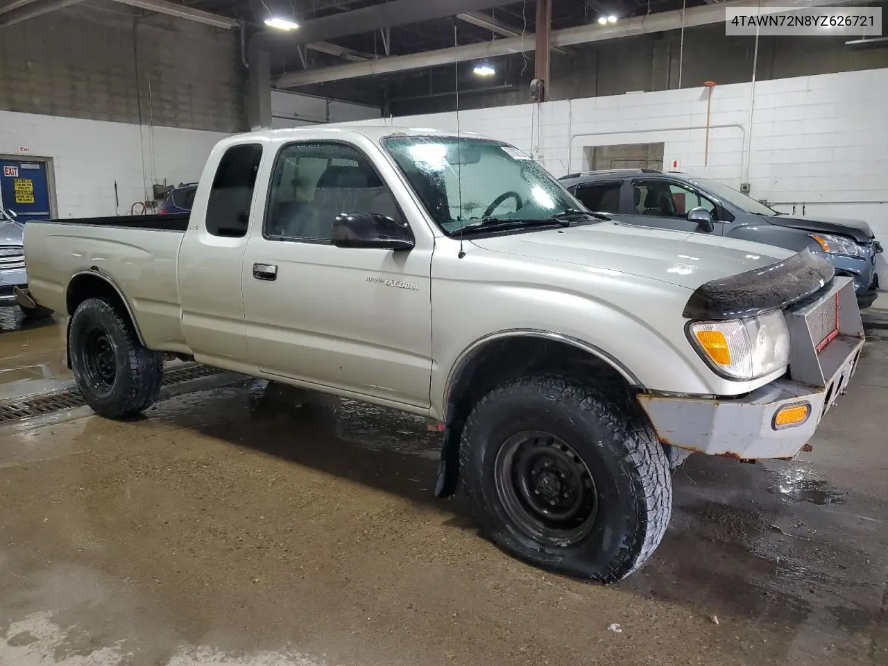 2000 Toyota Tacoma Xtracab VIN: 4TAWN72N8YZ626721 Lot: 57000705