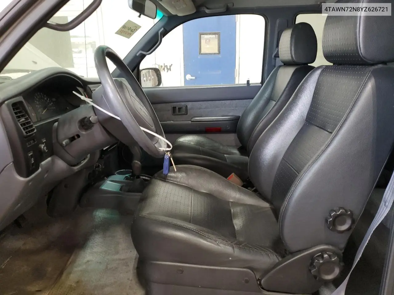 2000 Toyota Tacoma Xtracab VIN: 4TAWN72N8YZ626721 Lot: 57000705