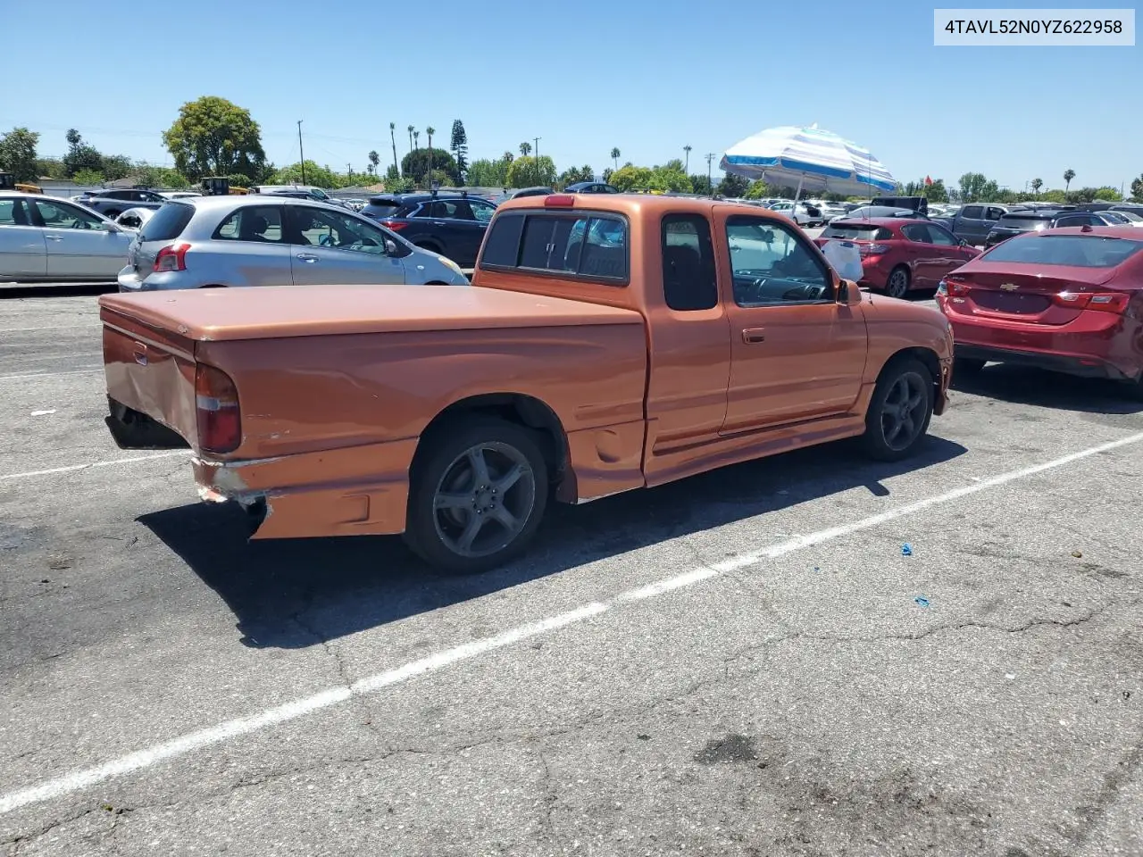 2000 Toyota Tacoma Xtracab VIN: 4TAVL52N0YZ622958 Lot: 61985585