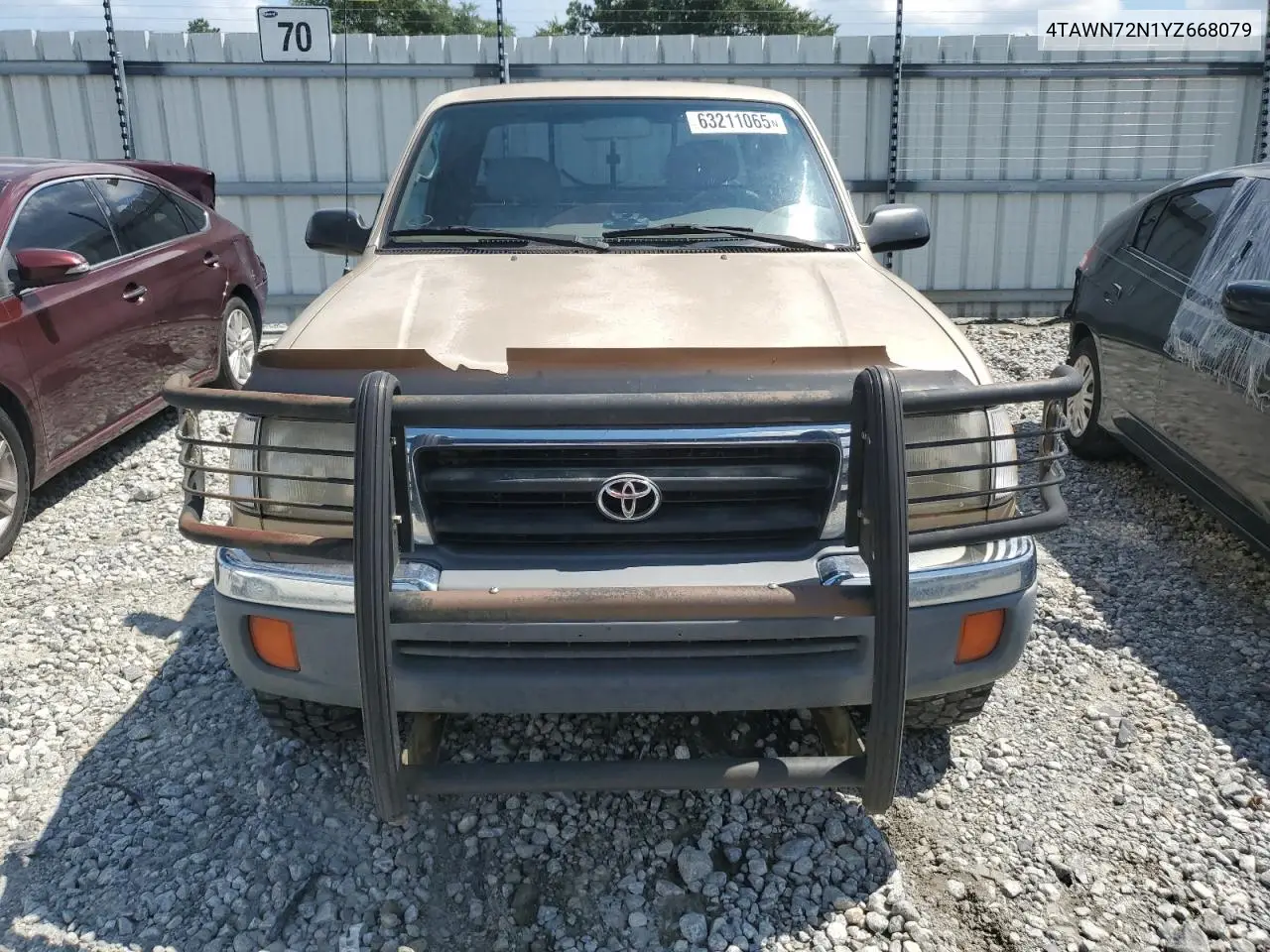 2000 Toyota Tacoma Xtracab VIN: 4TAWN72N1YZ668079 Lot: 63211065
