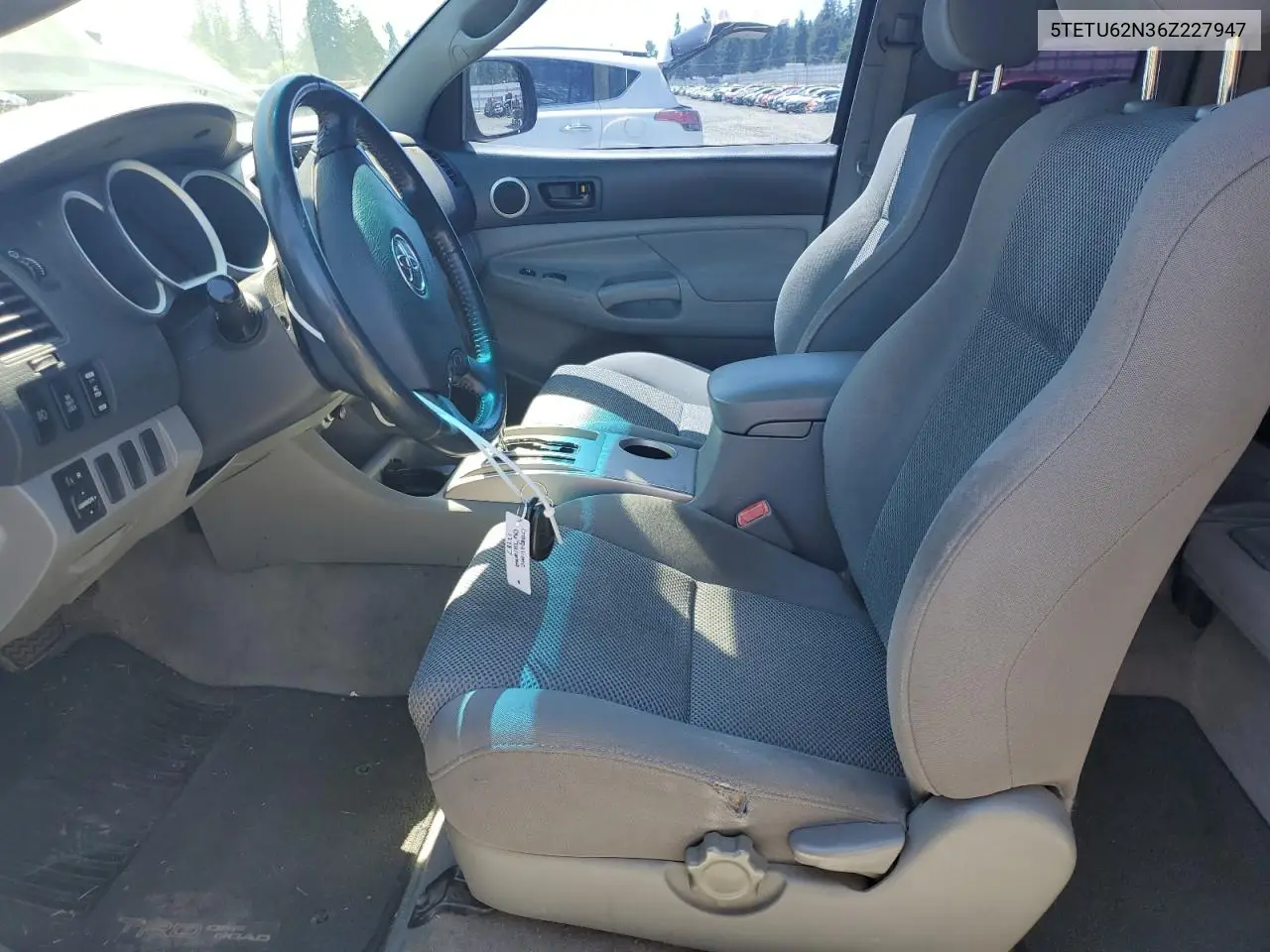 2006 Toyota Tacoma Prerunner Access Cab VIN: 5TETU62N36Z227947 Lot: 62606335