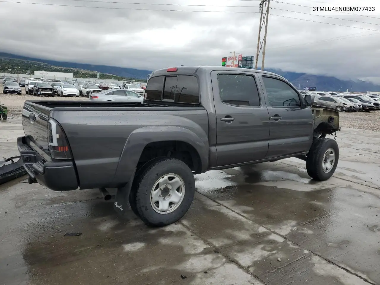 2011 Toyota Tacoma Double Cab VIN: 3TMLU4EN0BM077433 Lot: 56747125