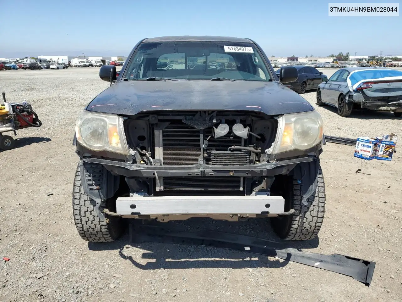 2011 Toyota Tacoma Double Cab Prerunner Long Bed VIN: 3TMKU4HN9BM028044 Lot: 61684075