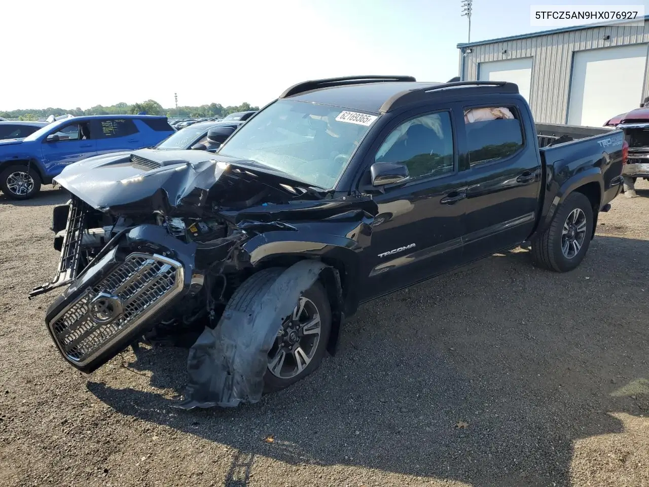2017 Toyota Tacoma Double Cab VIN: 5TFCZ5AN9HX076927 Lot: 62169365