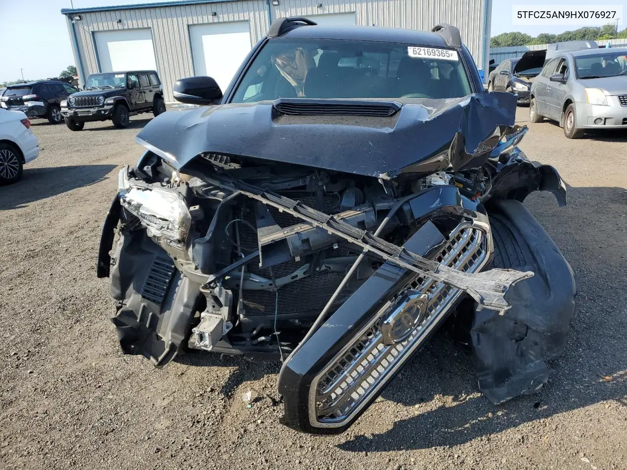 2017 Toyota Tacoma Double Cab VIN: 5TFCZ5AN9HX076927 Lot: 62169365
