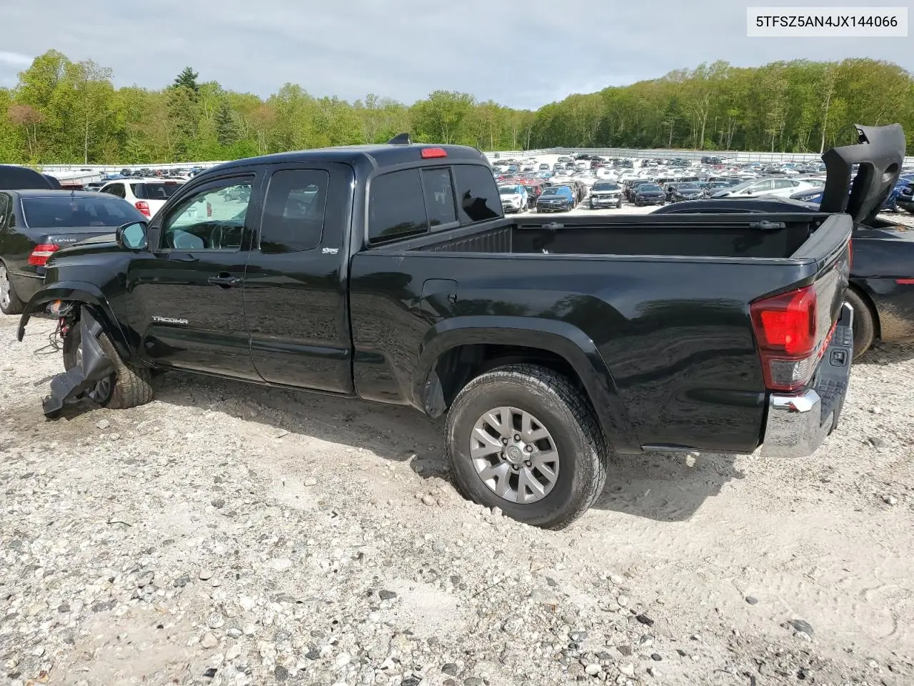 2018 Toyota Tacoma Access Cab VIN: 5TFSZ5AN4JX144066 Lot: 56907855