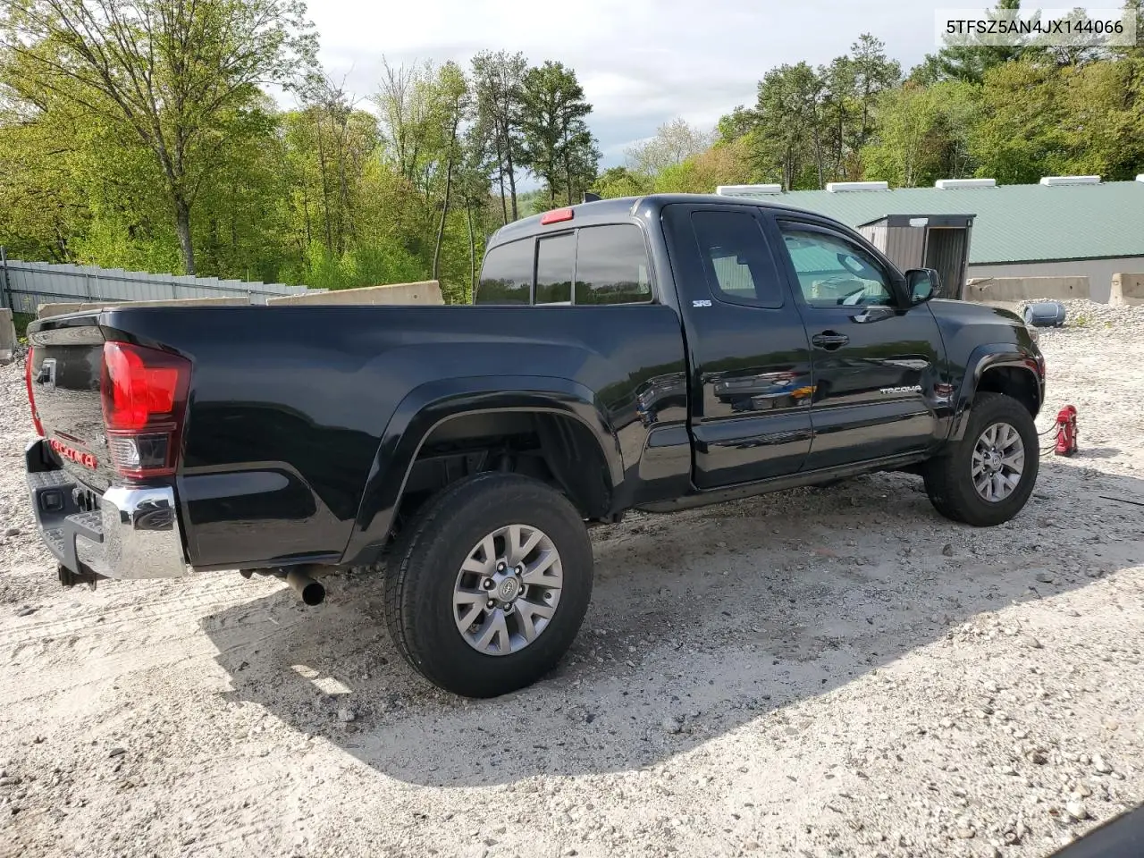 2018 Toyota Tacoma Access Cab VIN: 5TFSZ5AN4JX144066 Lot: 56907855