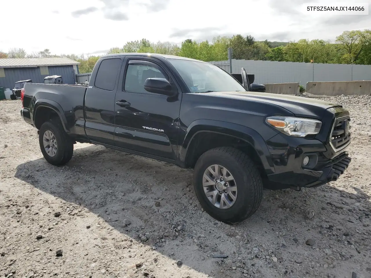 2018 Toyota Tacoma Access Cab VIN: 5TFSZ5AN4JX144066 Lot: 56907855