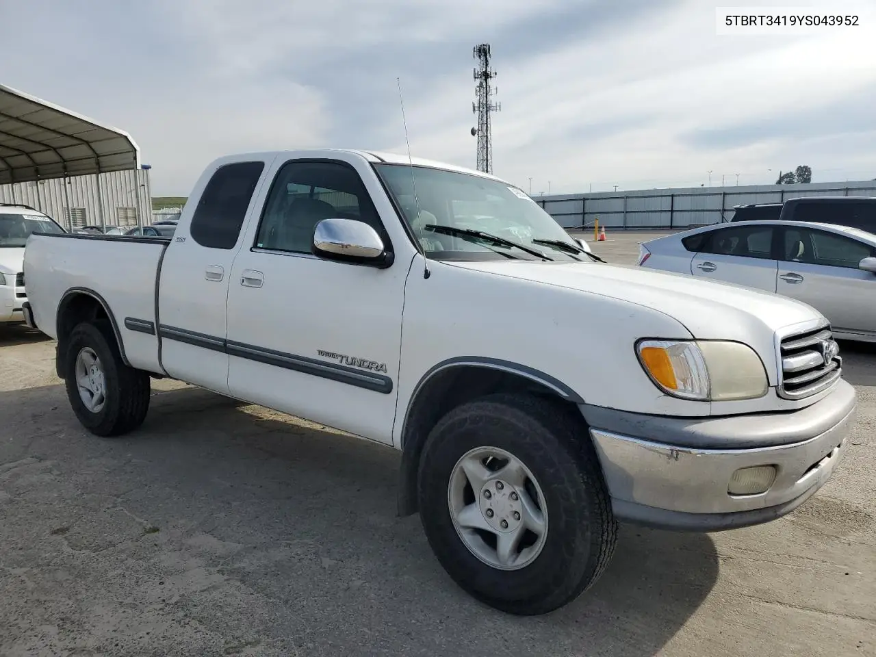 2000 Toyota Tundra Access Cab VIN: 5TBRT3419YS043952 Lot: 49904425